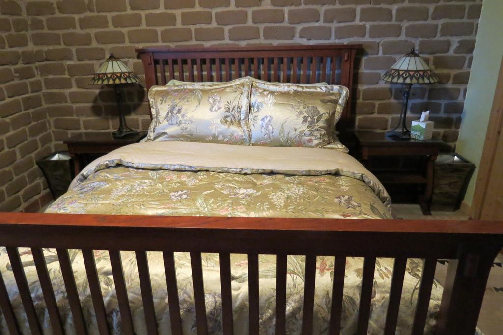 Silver River Adobe Inn Bed And Breakfast Farmington Luaran gambar